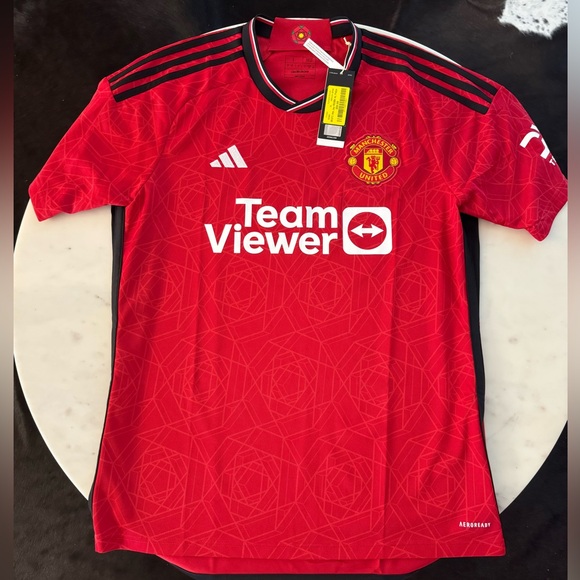 2023 Adidas Manchester United Home Soccer Jersey - Men’s size L - BNWT!